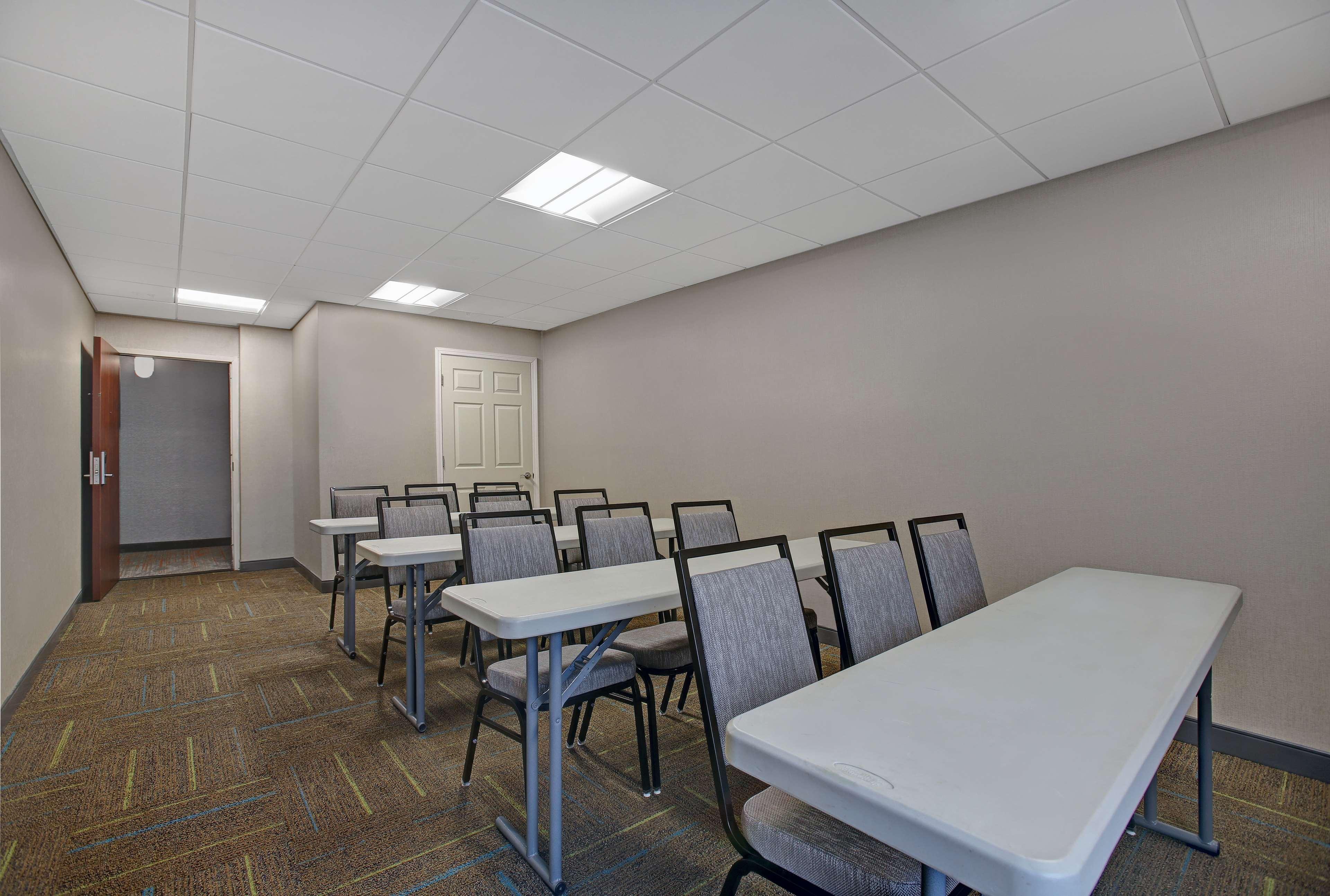 Hampton Inn Salisbury Exterior photo