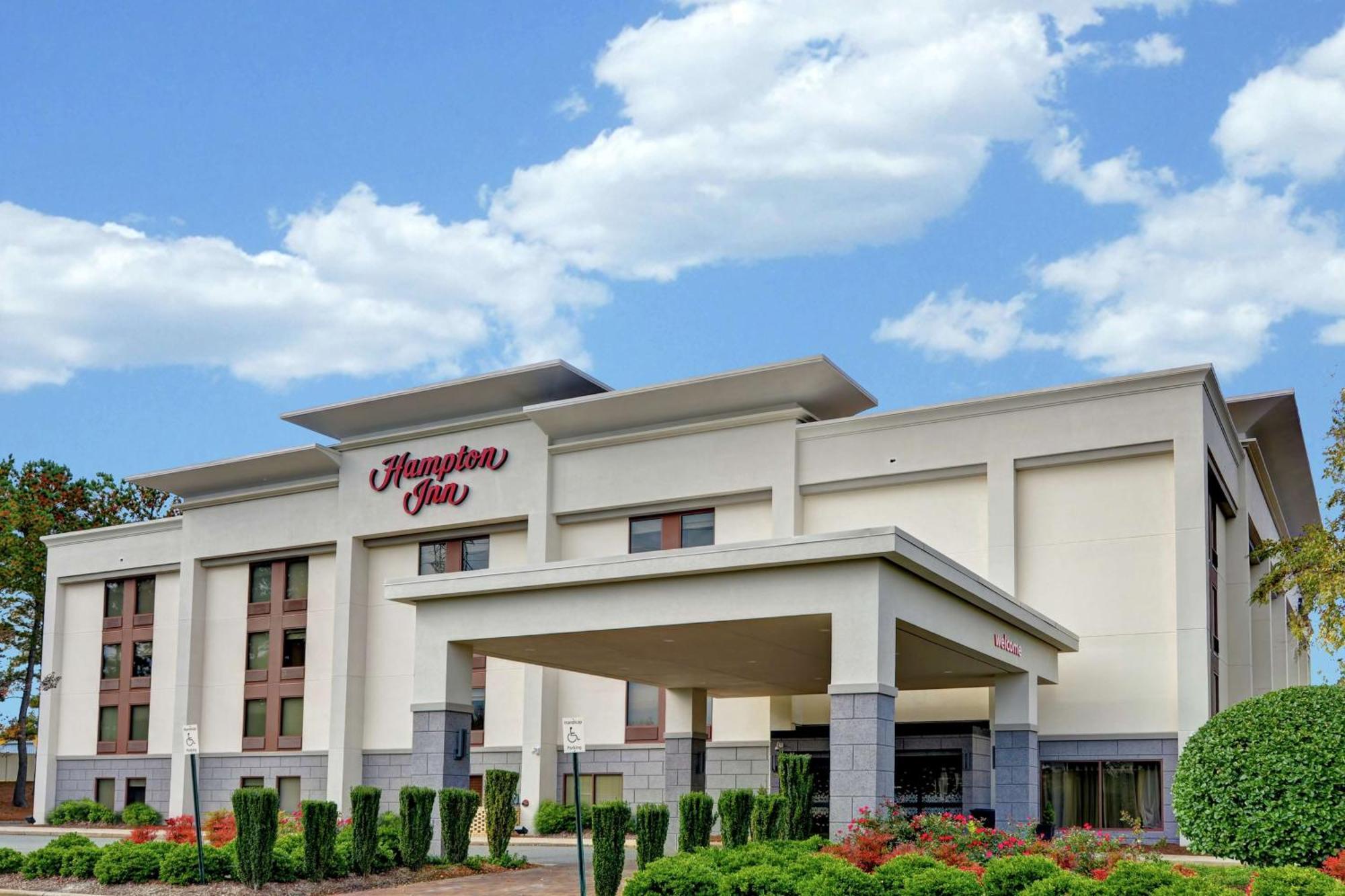 Hampton Inn Salisbury Exterior photo